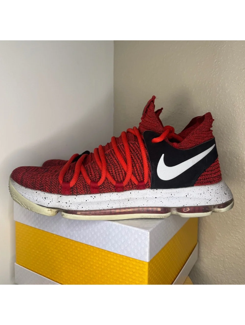 Nike KD 10 University Red Black White Men’s Basketball Shoes Preowned